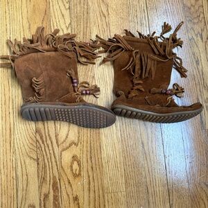 Minnetonka Suede Fringe Boots